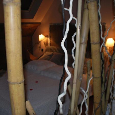 Chambres D Hotes ,Hotel ,Secret D'Une Nuit A Vicq Pres De Onnaing,Avec Piscine Room photo