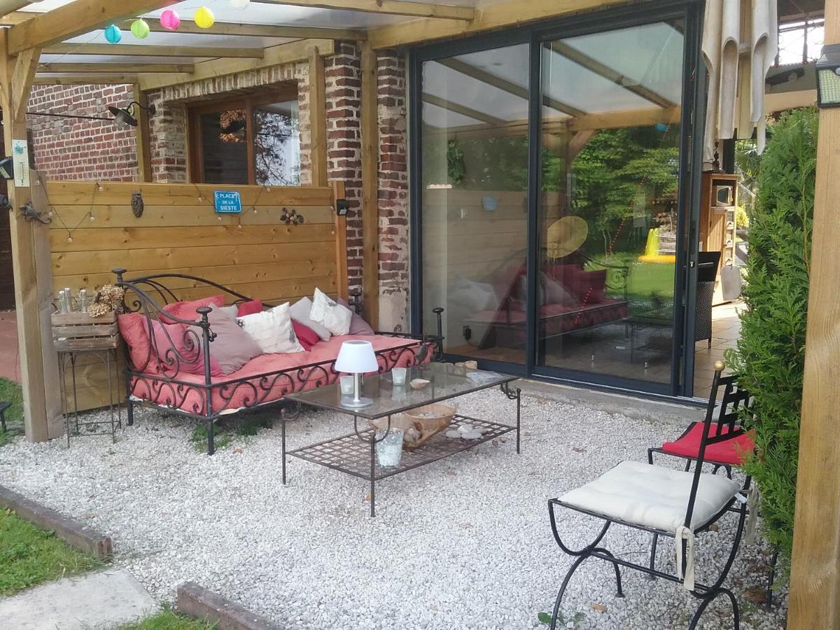 Chambres D Hotes ,Hotel ,Secret D'Une Nuit A Vicq Pres De Onnaing,Avec Piscine Exterior photo